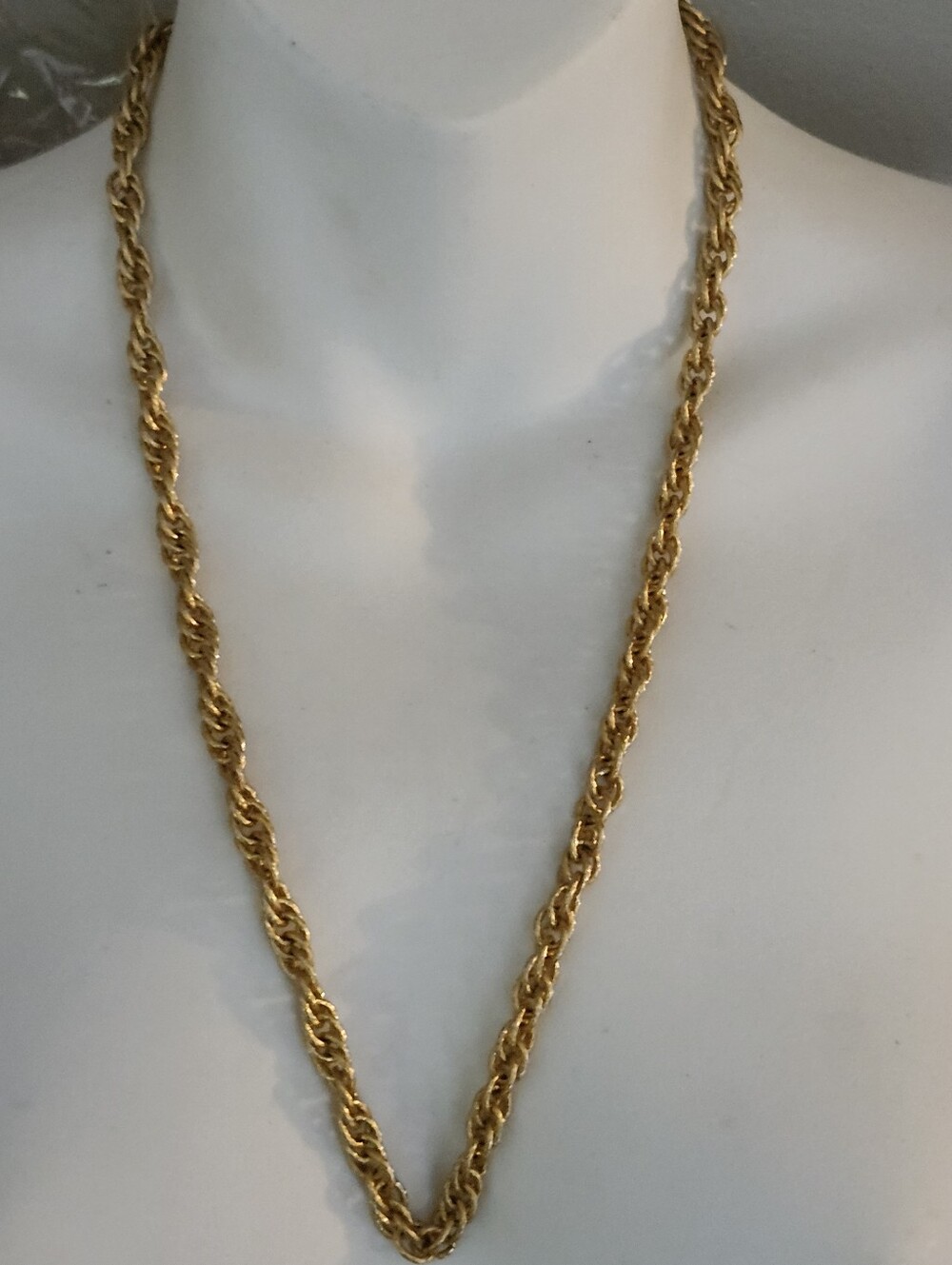 Classic Gold Tone Twisted Rope Chain Necklace 24 Inches
